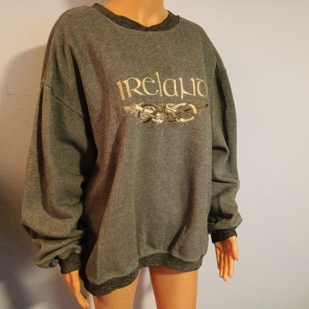 Gray Graphic Sweatshirt